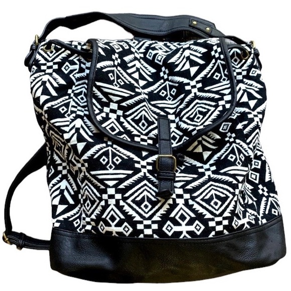 MADDEN GIRL Woven AztecTribal Boho Shoulder Bag or Backpack - Picture 1 of 10